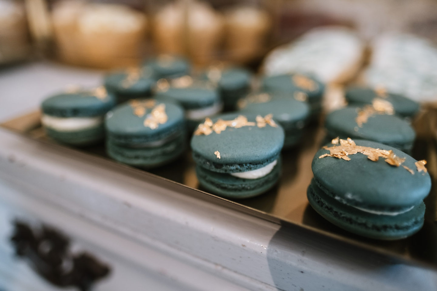 Intimate Wedding With Gold and Green Luxury Styling At Hendall Manor Barns, Sussex