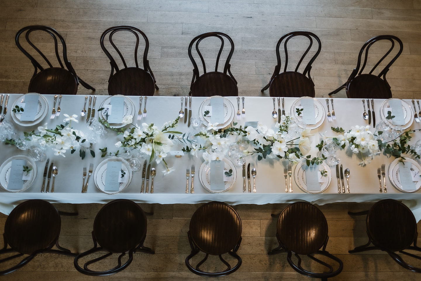 Intimate Wedding With Gold and Green Luxury Styling At Hendall Manor Barns, Sussex
