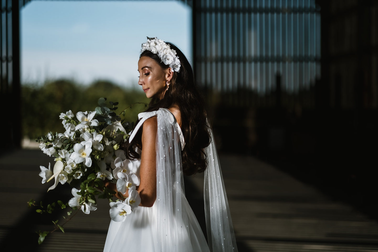 Intimate Wedding With Gold and Green Luxury Styling At Hendall Manor Barns, Sussex