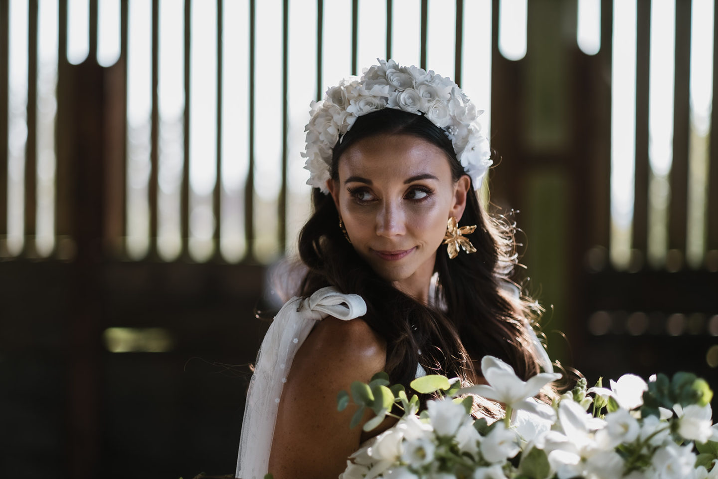Intimate Wedding With Gold and Green Luxury Styling At Hendall Manor Barns, Sussex
