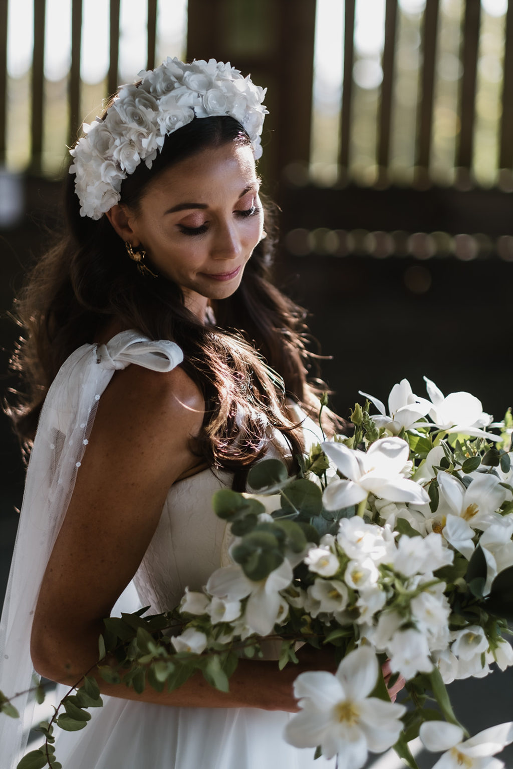 Intimate Wedding With Gold and Green Luxury Styling At Hendall Manor Barns, Sussex
