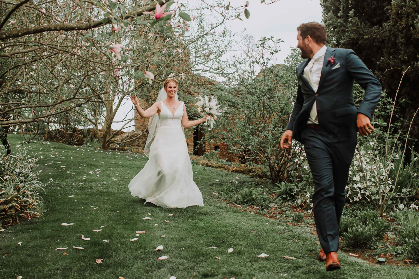 Italian Wedding With Alfresco Dining At Torrecchia Vecchia, Lazio