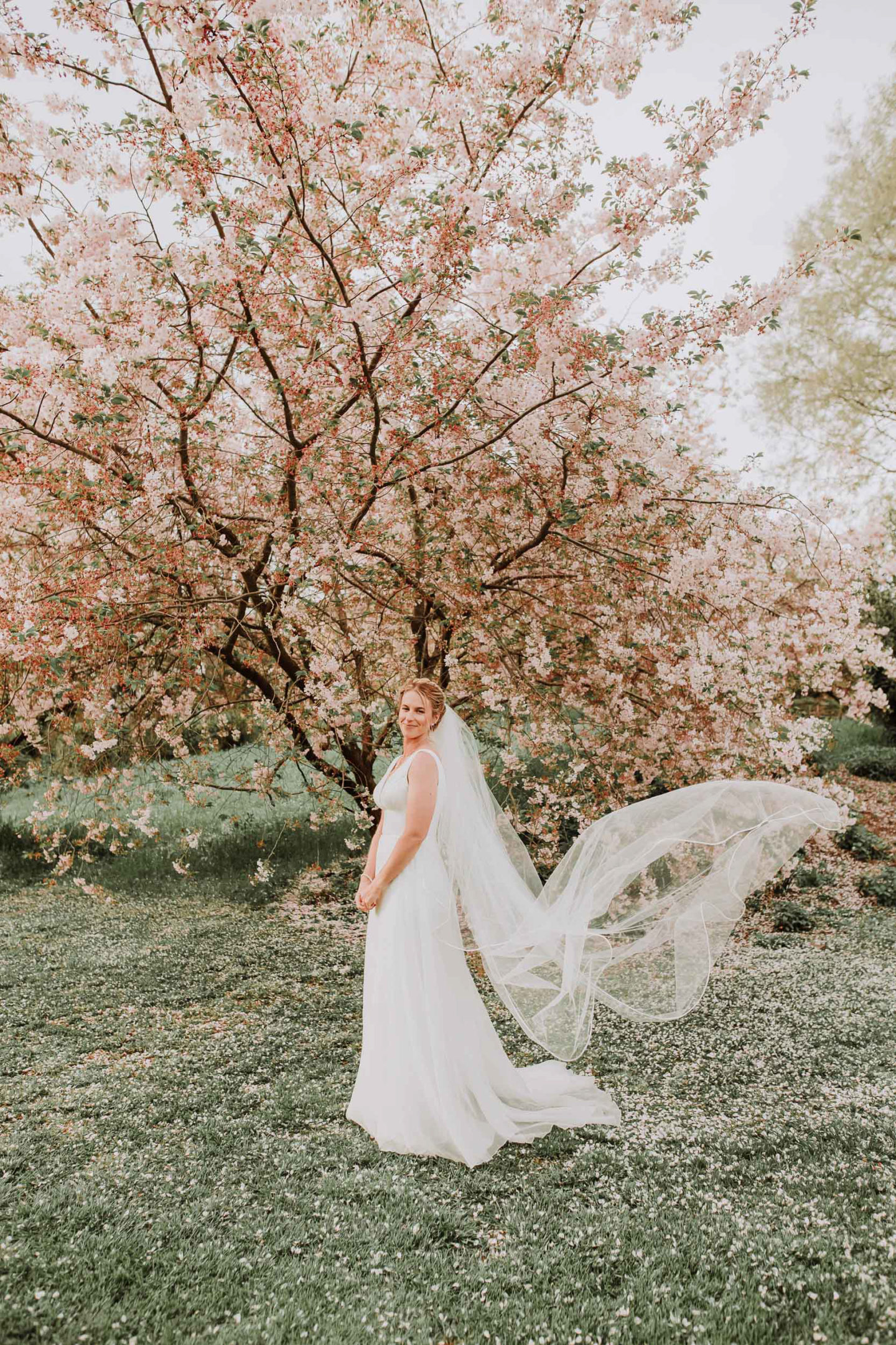 Italian Wedding With Alfresco Dining At Torrecchia Vecchia, Lazio