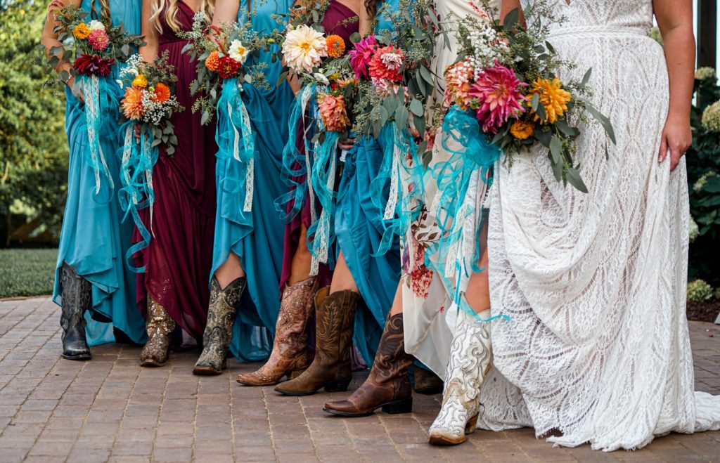 5 Ways Bridesmaids Can Support The Bride From Wedding Prep To The Day Itself