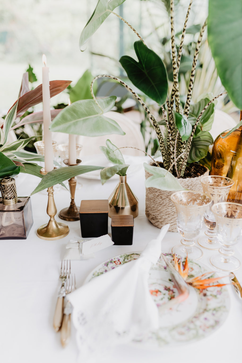 Luxury Boho Wedding With Tropical Vibes in Italy