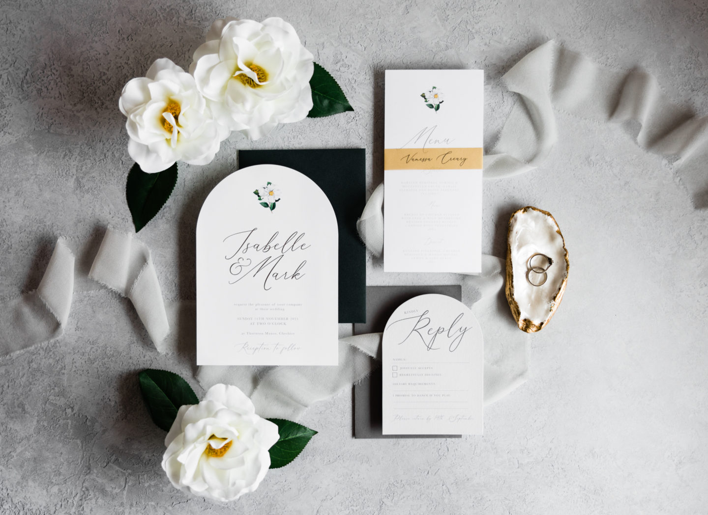 10 Mistakes To Avoid When Sending Your Wedding Invitations