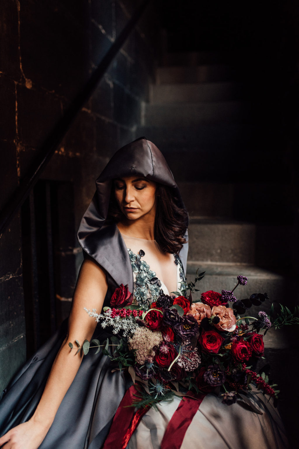 5 Hooded Wedding Dresses for An Alternative Bridal Look