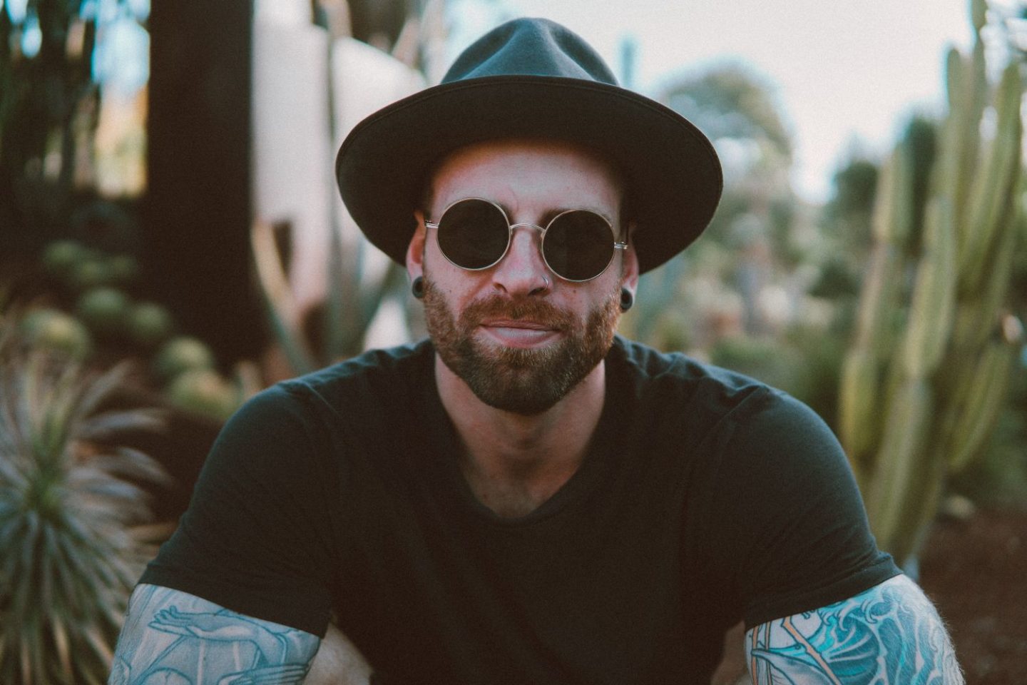 7 Men's Mental Health Support Groups and Charities To Help You When Your Struggling