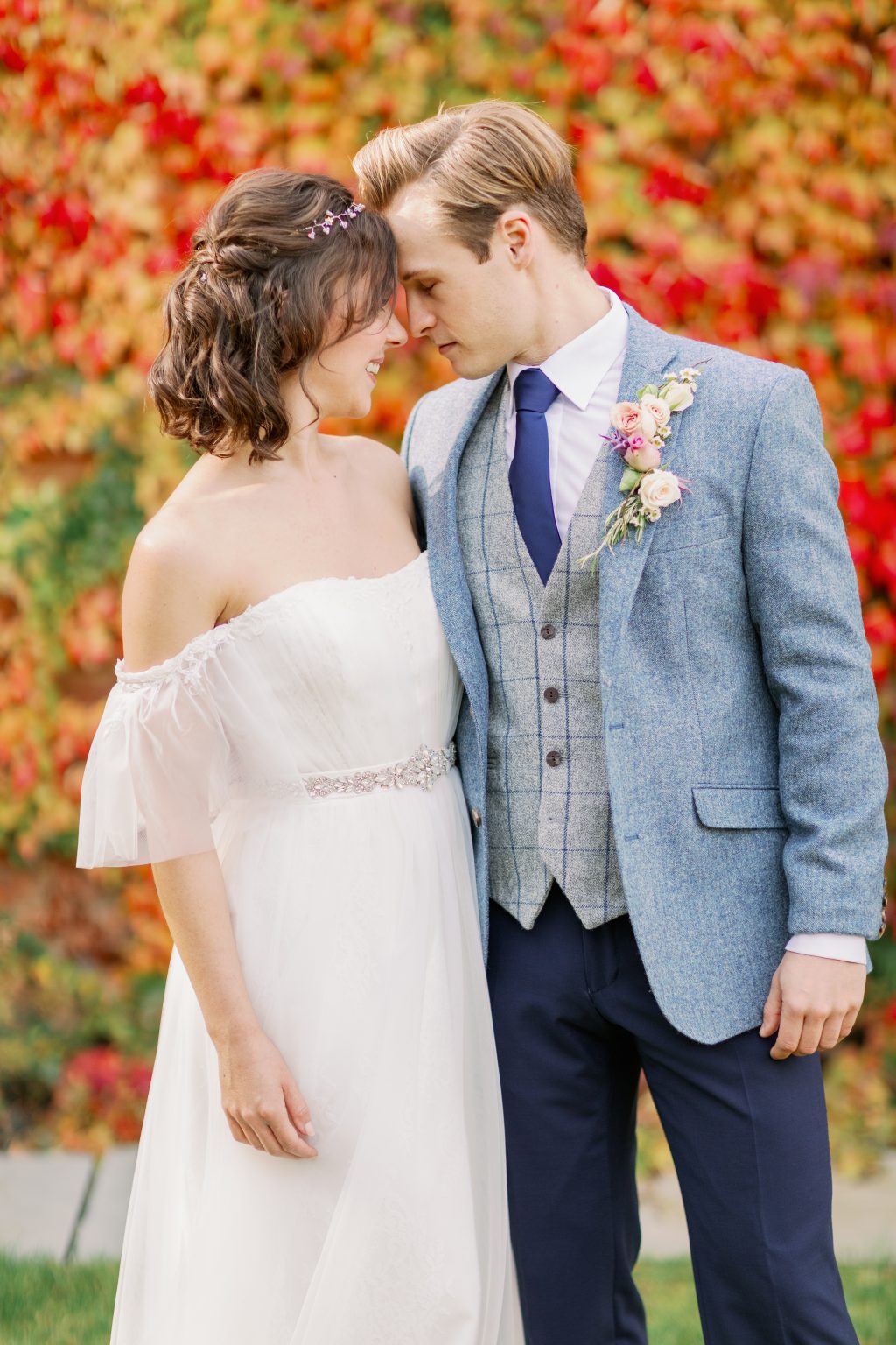 Romeo and Juliet Inspired Wedding With Vintage Charm At Apton Hall, Essex