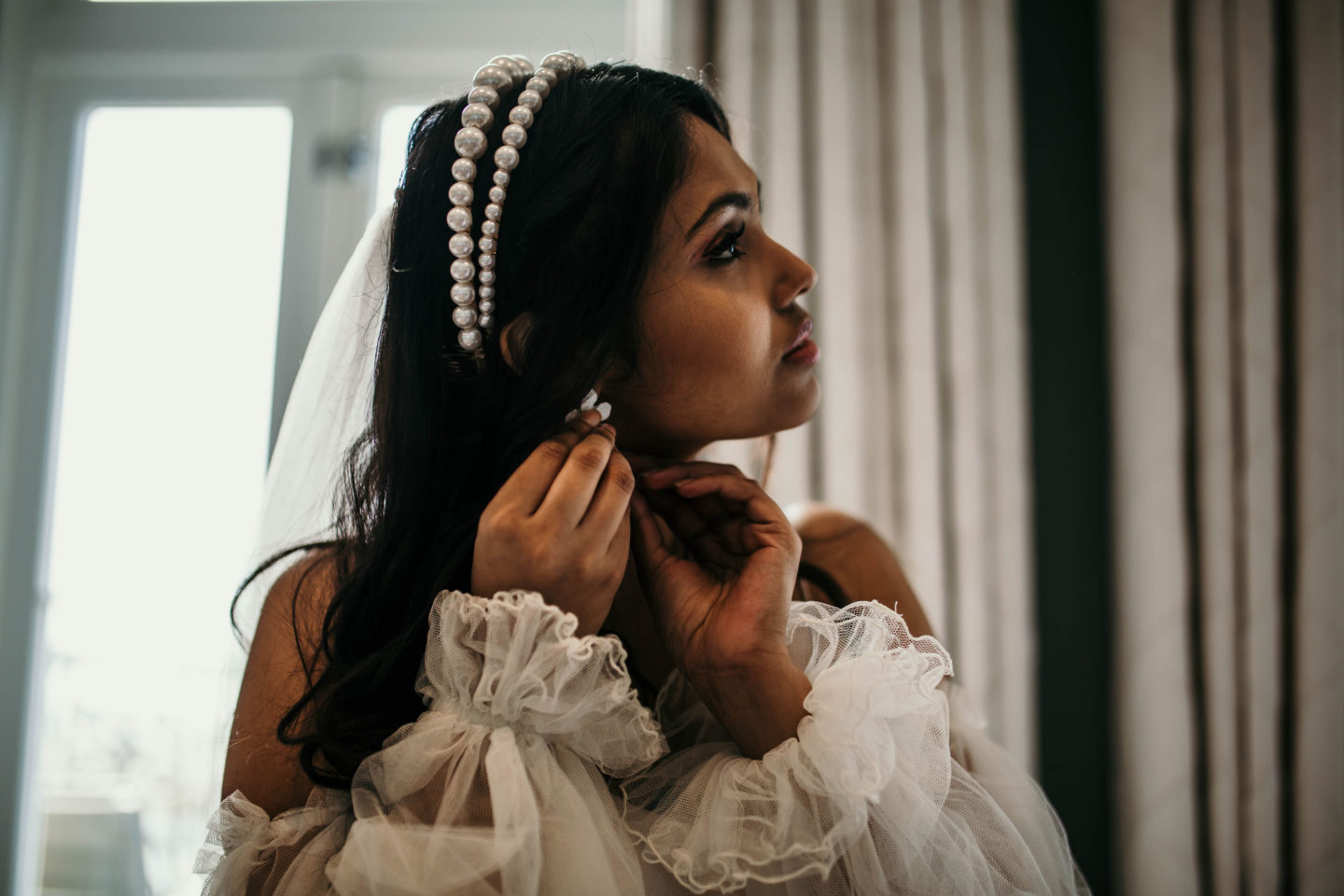 UK Beach Wedding With Bespoke Veil At The Grand Hotel, Brighton