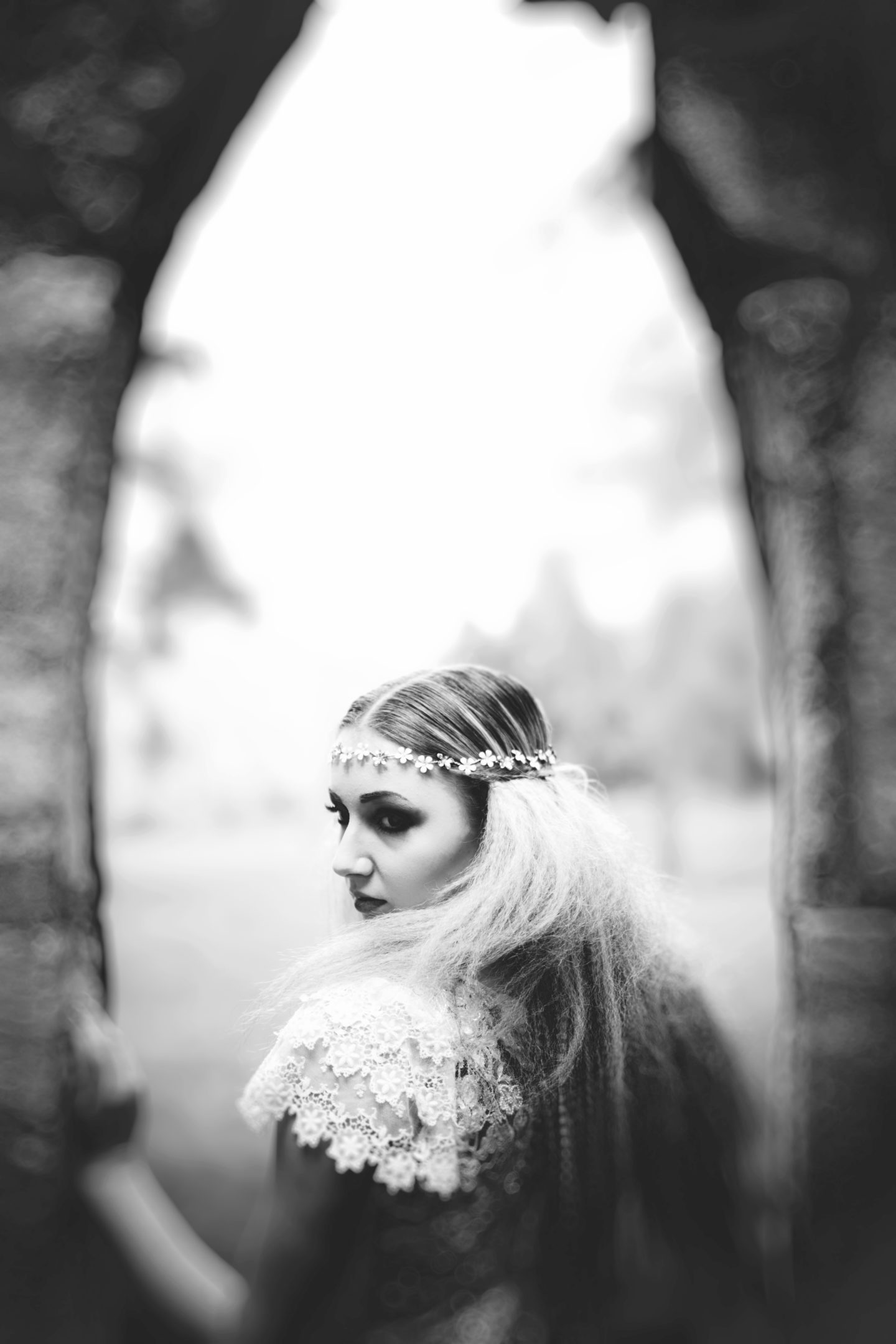 Halloween Wedding Inspiration; Our Favourite Dark and Dreamy Halloween Weddings