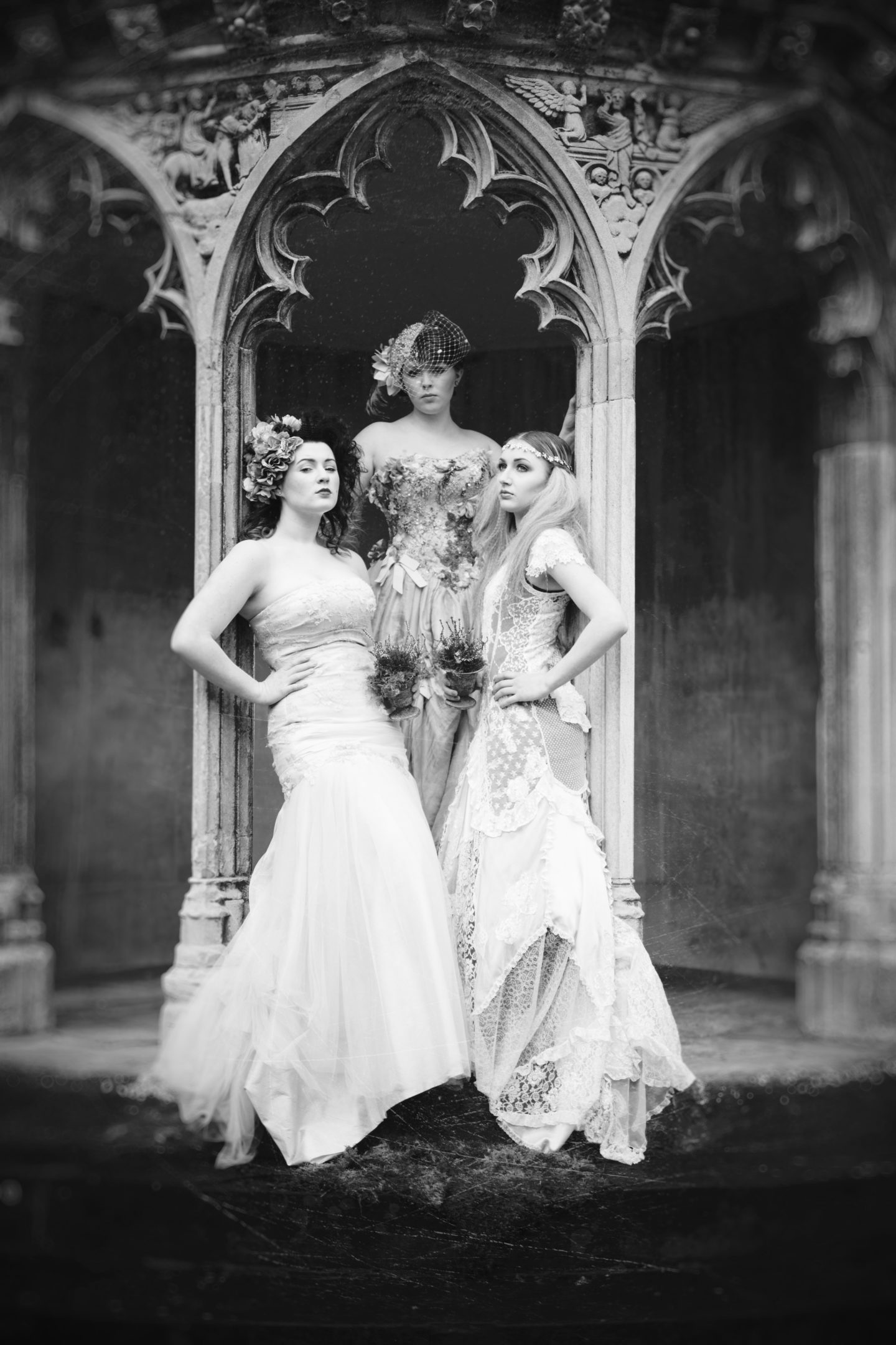 Halloween Wedding Inspiration; Our Favourite Dark and Dreamy Halloween Weddings