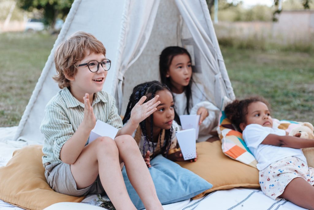 How To Keep Children Entertained At Your Wedding  