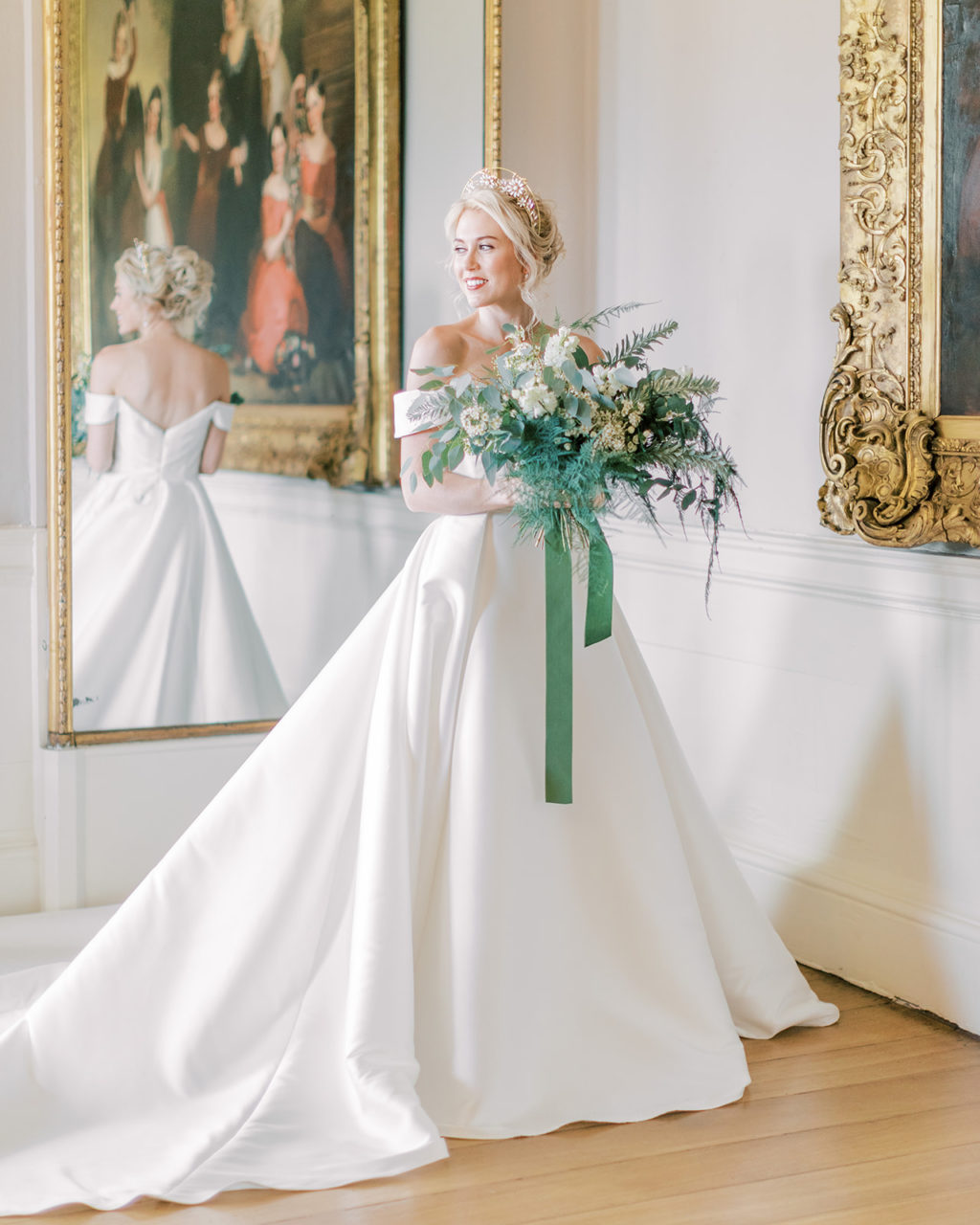 Luxury Elegant Christmas Wedding at Norwood Park, Nottinghamshire