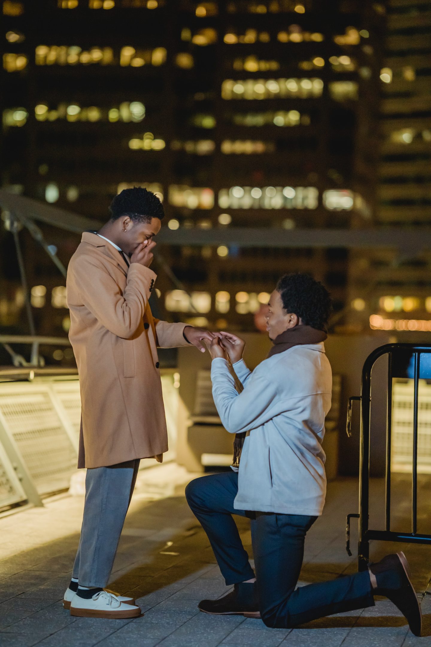 Christmas Proposal Ideas; 8 ways to propose over the Christmas period
