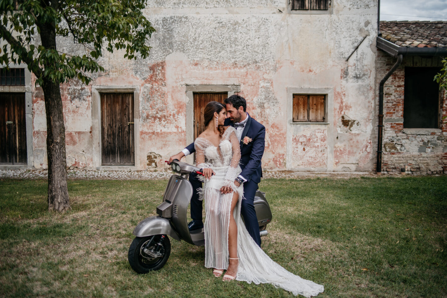 Italian Vineyard Elopement With Rustic Luxe Styling at Villa Garzolini