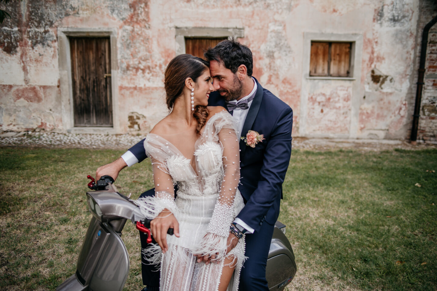 Italian Vineyard Elopement With Rustic Luxe Styling at Villa Garzolini