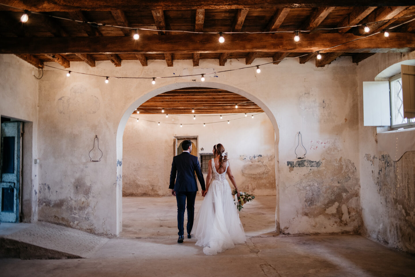 Italian Vineyard Elopement With Rustic Luxe Styling at Villa Garzolini