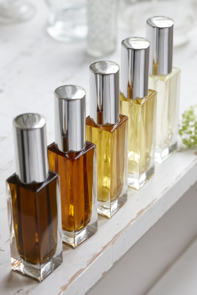 Using Fragrance To Calm Your Pre-Wedding Nerves