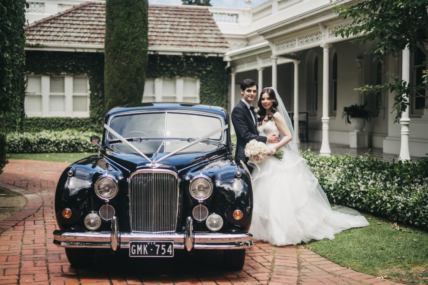  Australian Destination Wedding With Monochrome Styling