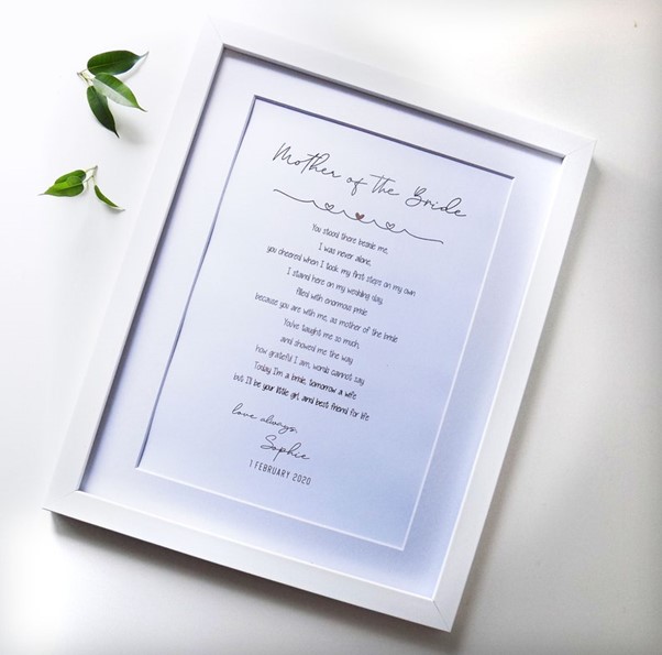 7 Mother of The Bride Gift Ideas For Your Wedding Day