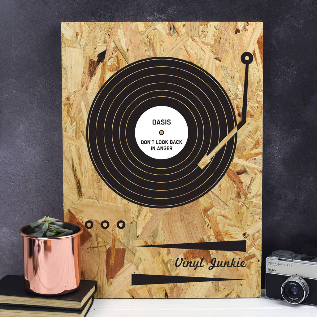 7 Gift Ideas For Your Fifth Wedding Anniversary of Wood