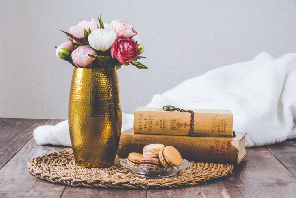 How to Keep Your Flowers Fresh For Longer After The Wedding