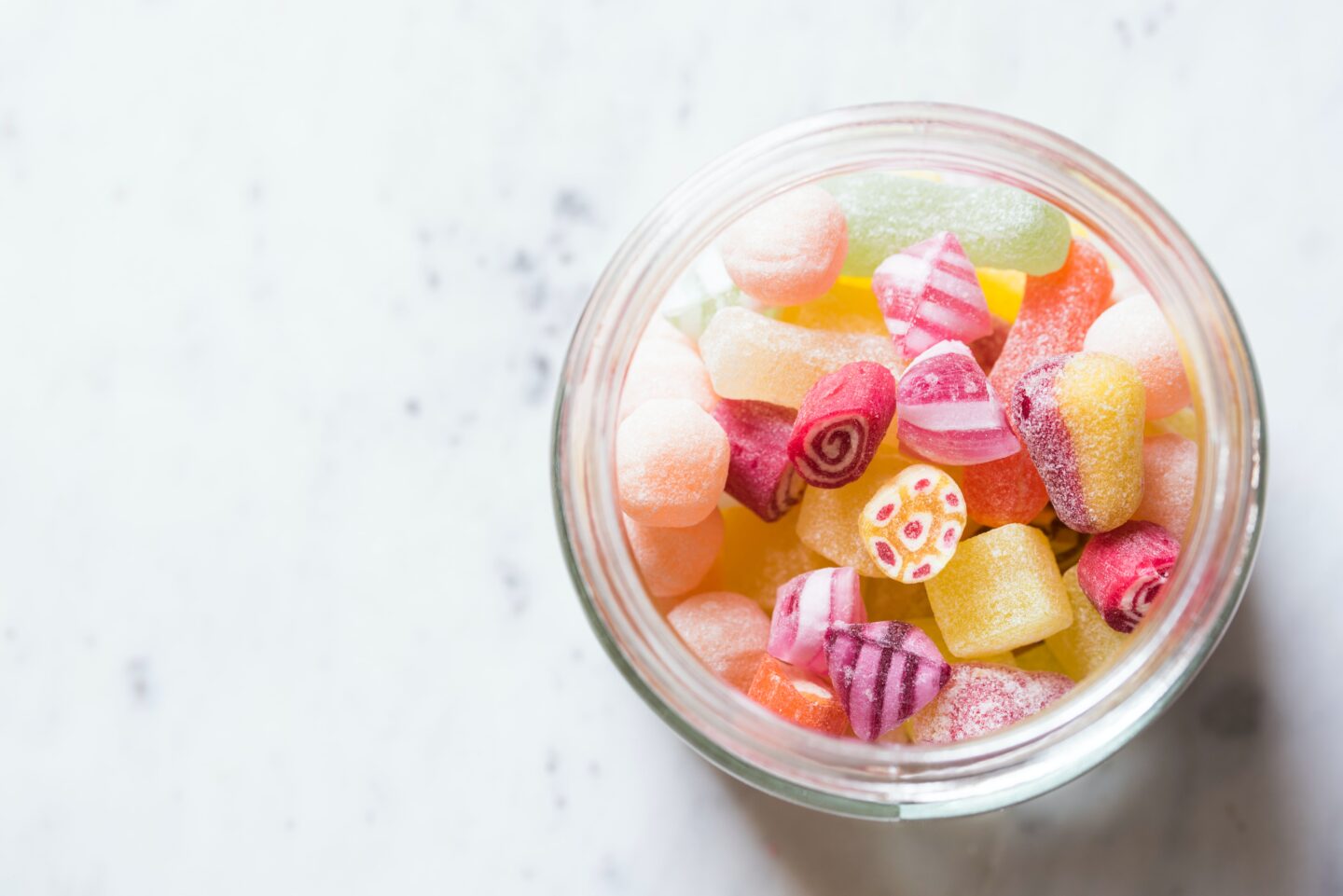  7 Gift Ideas For Your Sixth Wedding Anniversary of Sugar