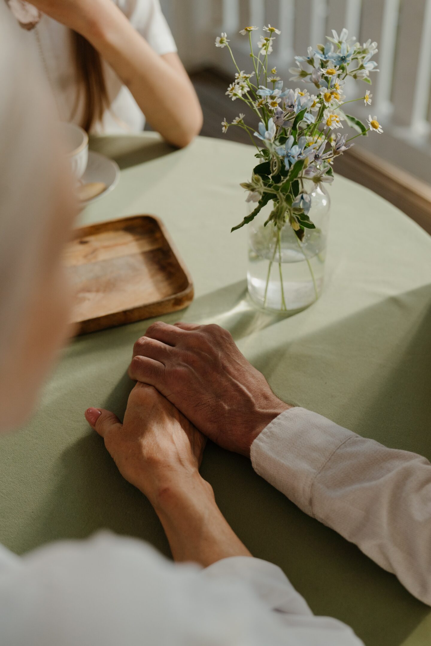 7 Ways To Include Your Grandparents On Your Wedding Day