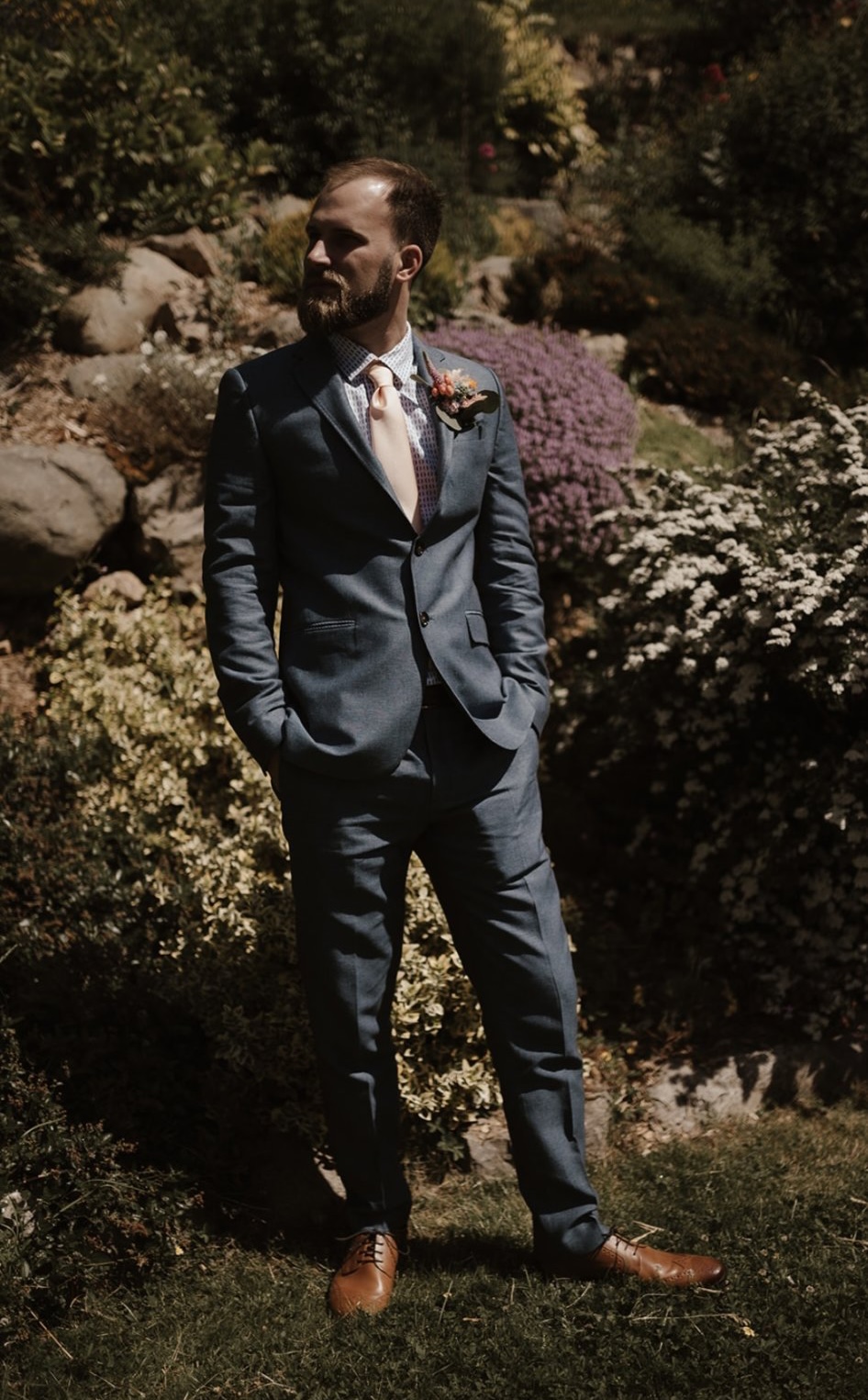 Elope With Leon