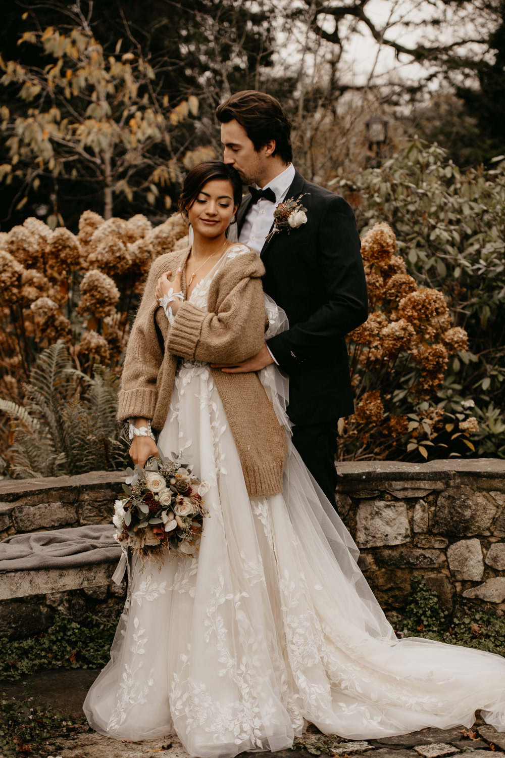  Intimate Christmas Wedding With Celestial Styling