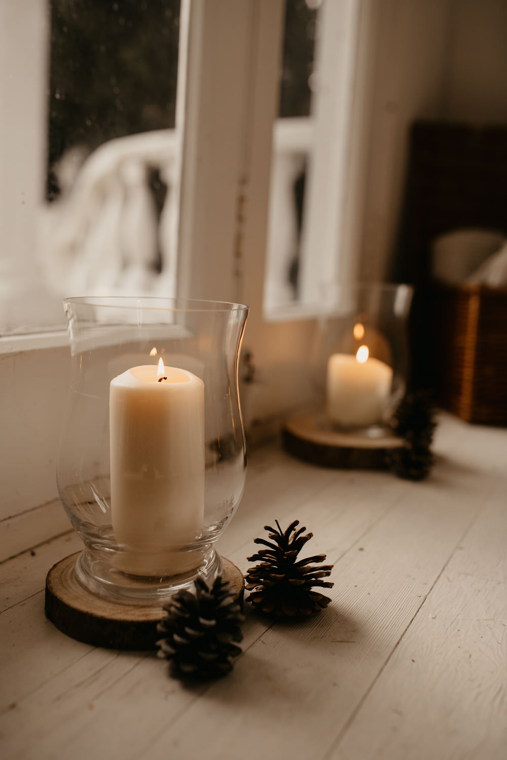  Intimate Christmas Wedding With Celestial Styling