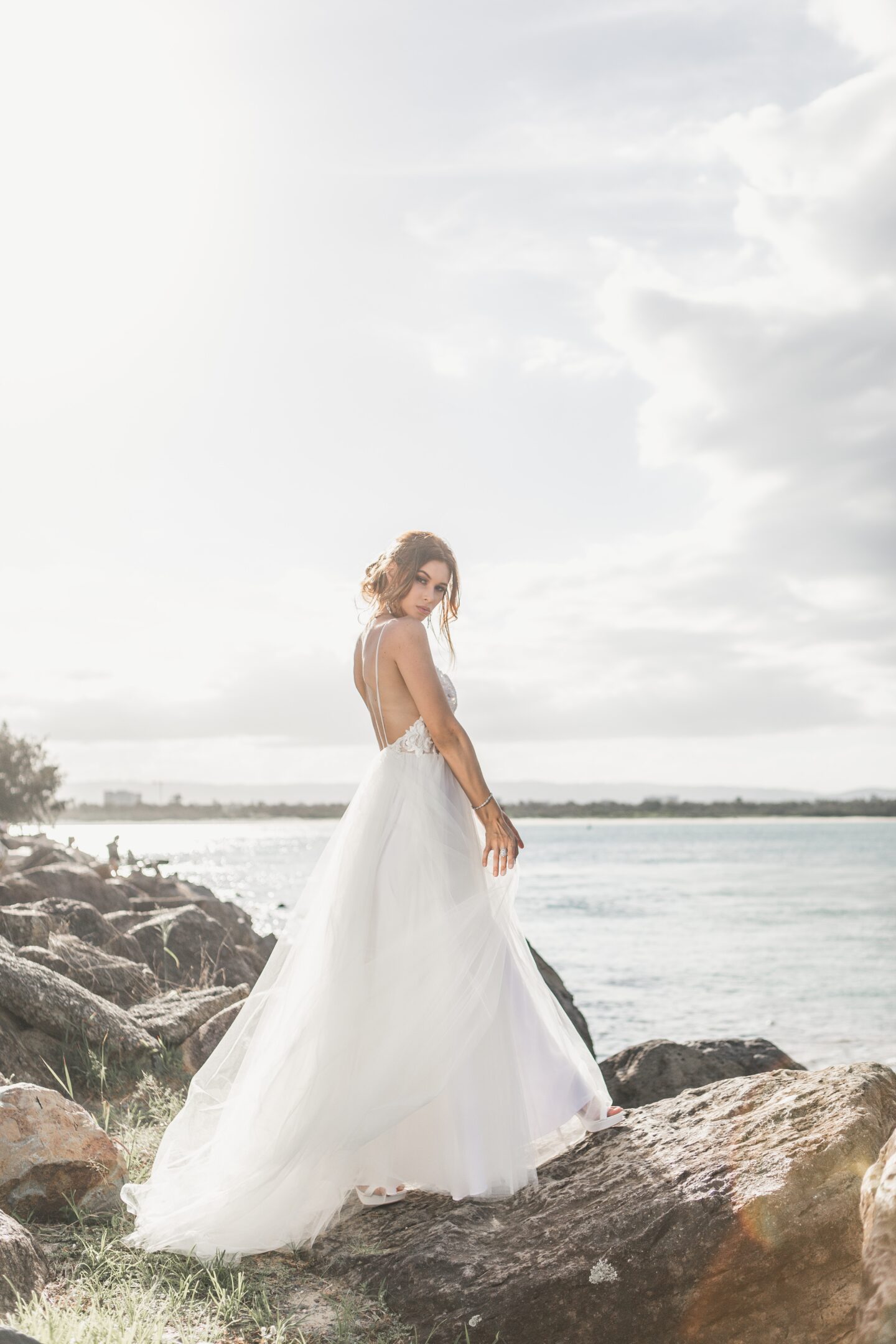 5 Tips For Renting Your Wedding Dress