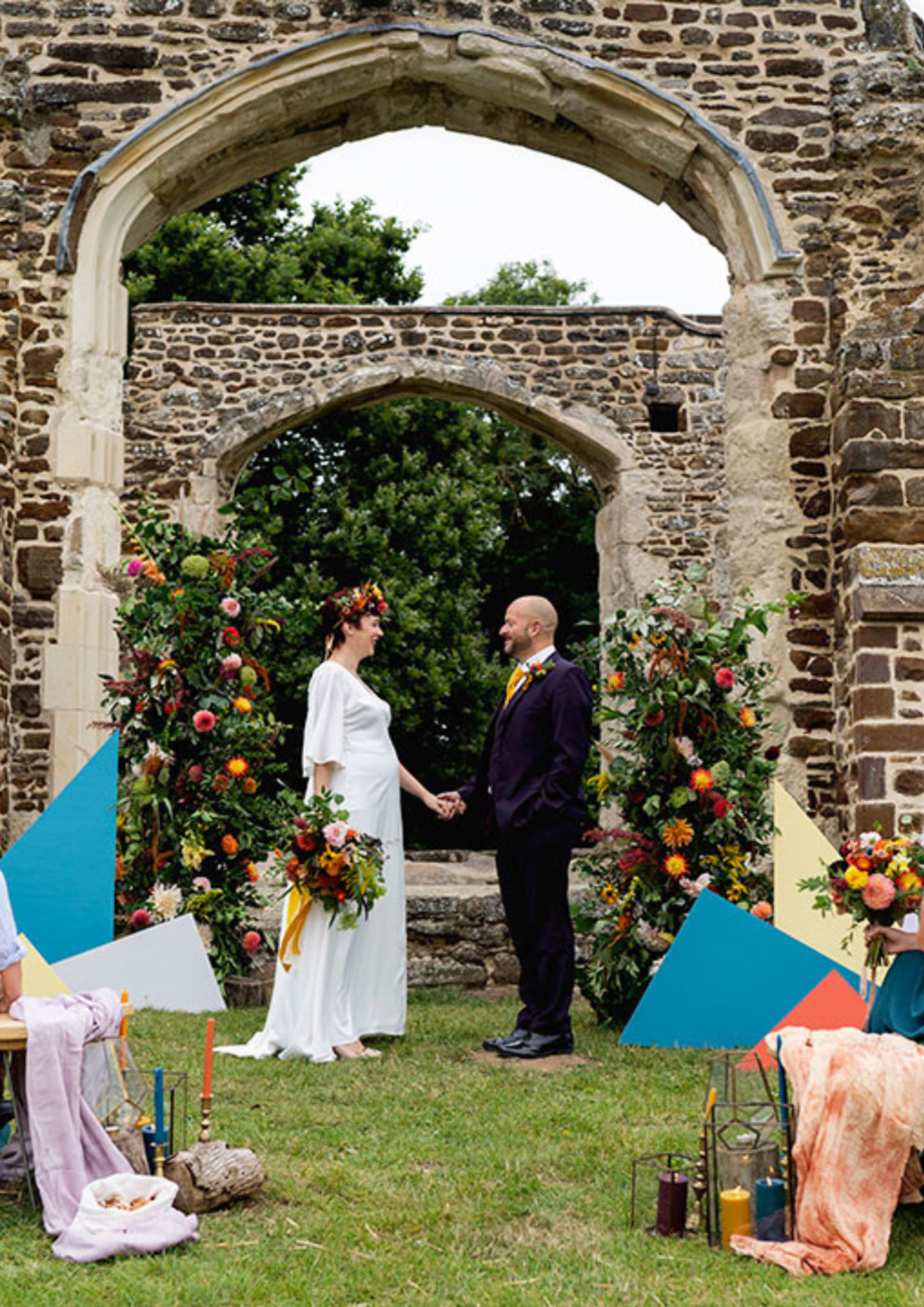 A Colourful Eco Wedding at Clophill Eco Lodges Bedfordshire