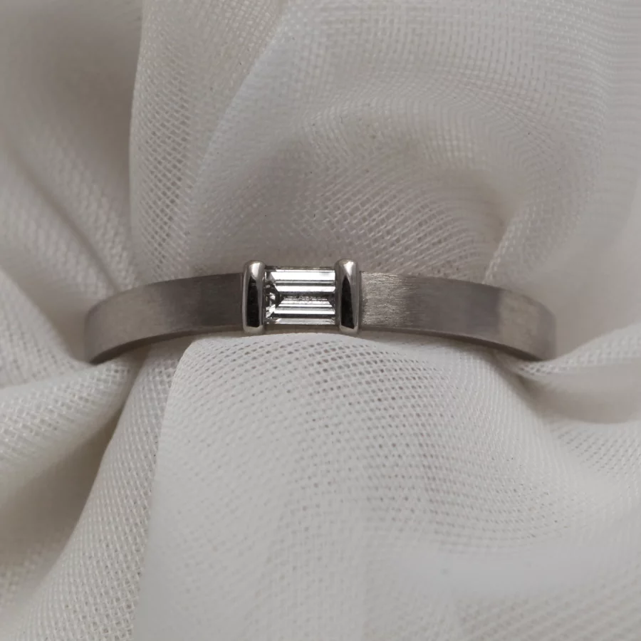 The Dulnain Platinum Baguette Diamond Wedding Ring