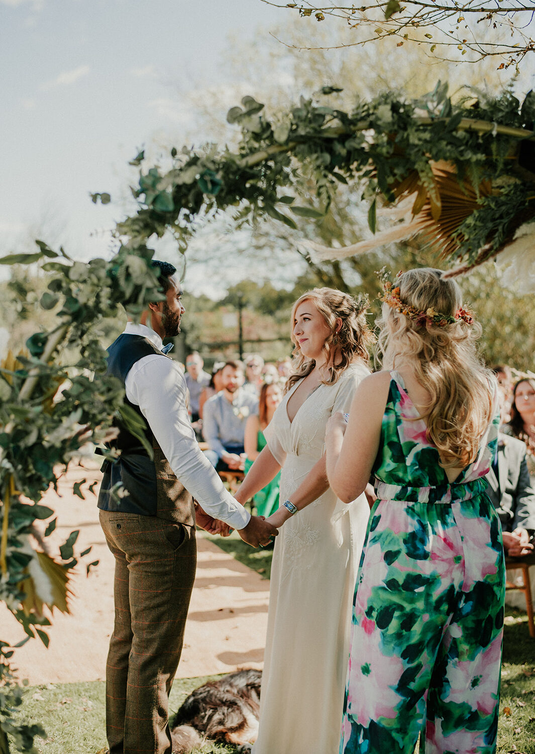 Ceremony on the lawn by the pond (credit: bigbouquet.co.uk)