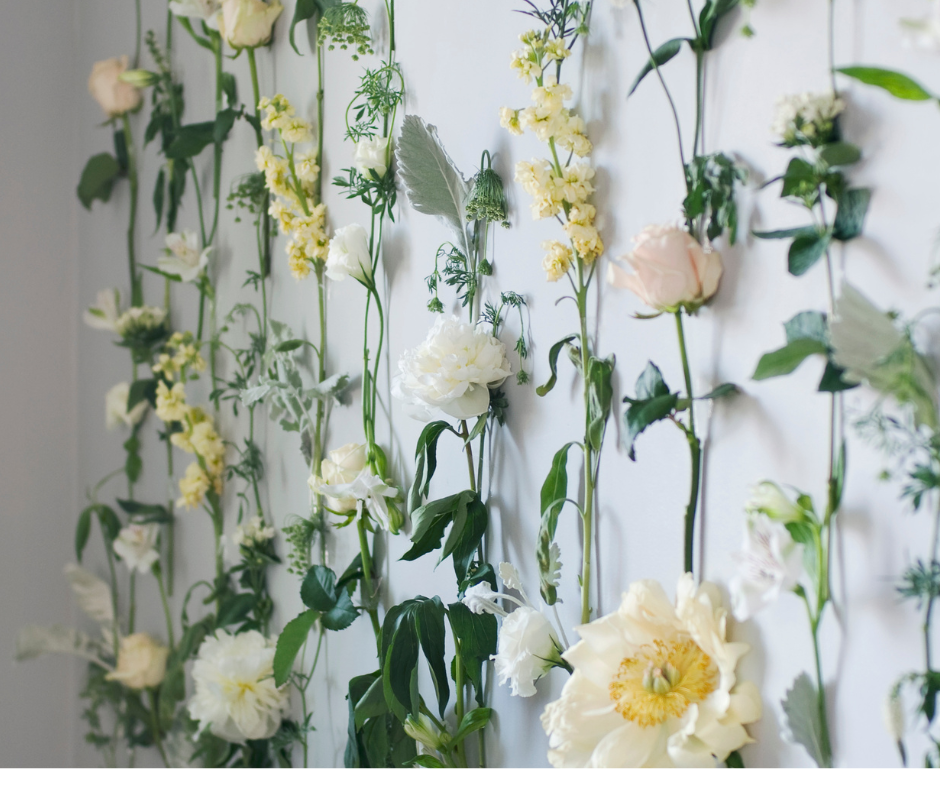 From Arches To Frames: Creative Wedding Floral Installation Ideas