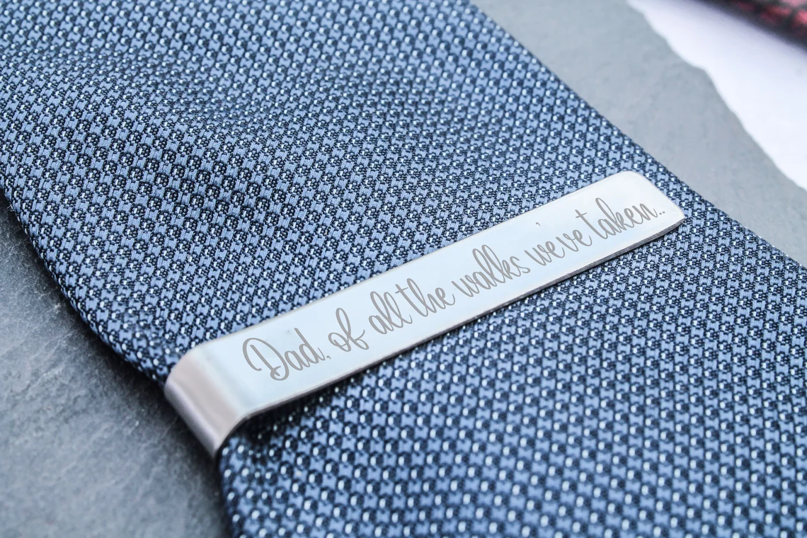 15 Father of The Bride Gift Ideas For Your Your Wedding Day