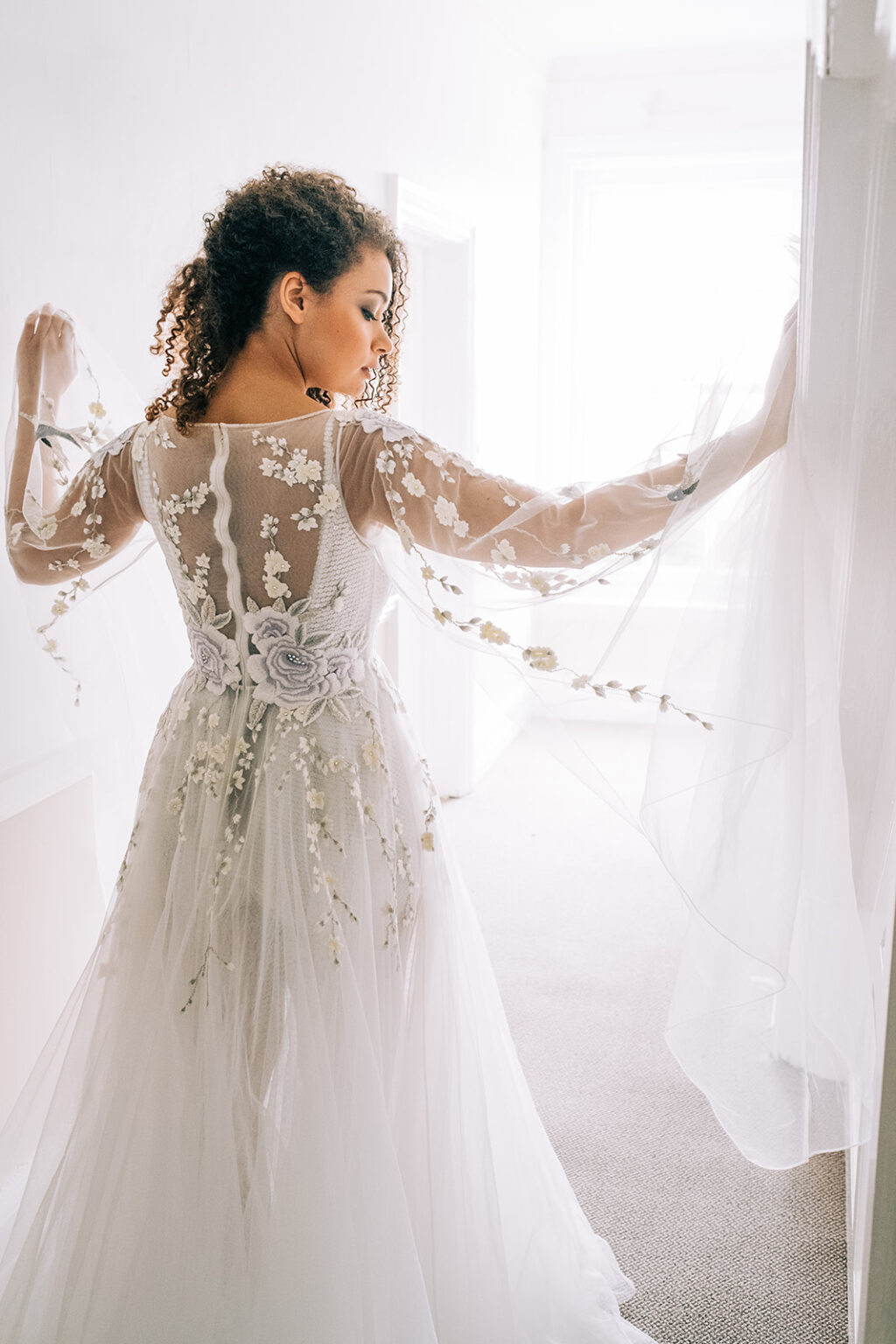 The Pros And Cons Of Following Wedding Trends