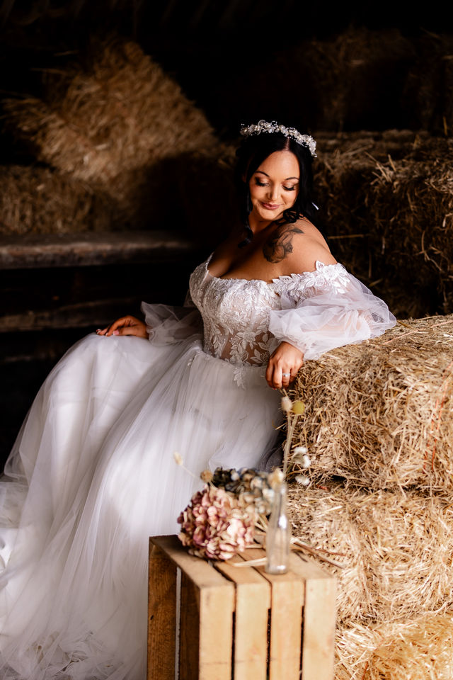 Plan Your Boho Eco-Wedding At Willow Grange Farm Cambridge