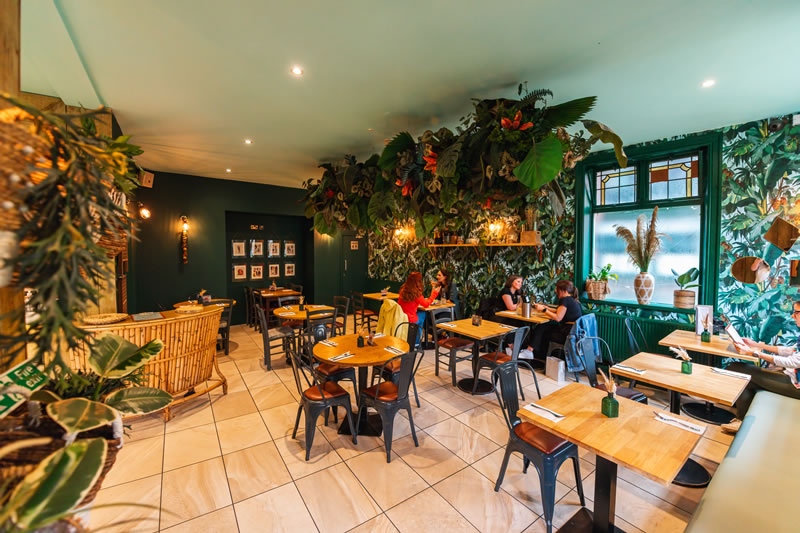 7 sober curious date ideas in Manchester