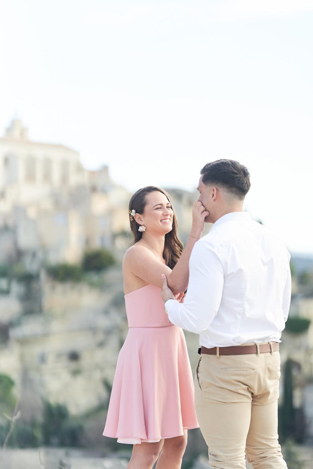 How To Plan A Beautiful Engagement Shoot In Gordes, Provence