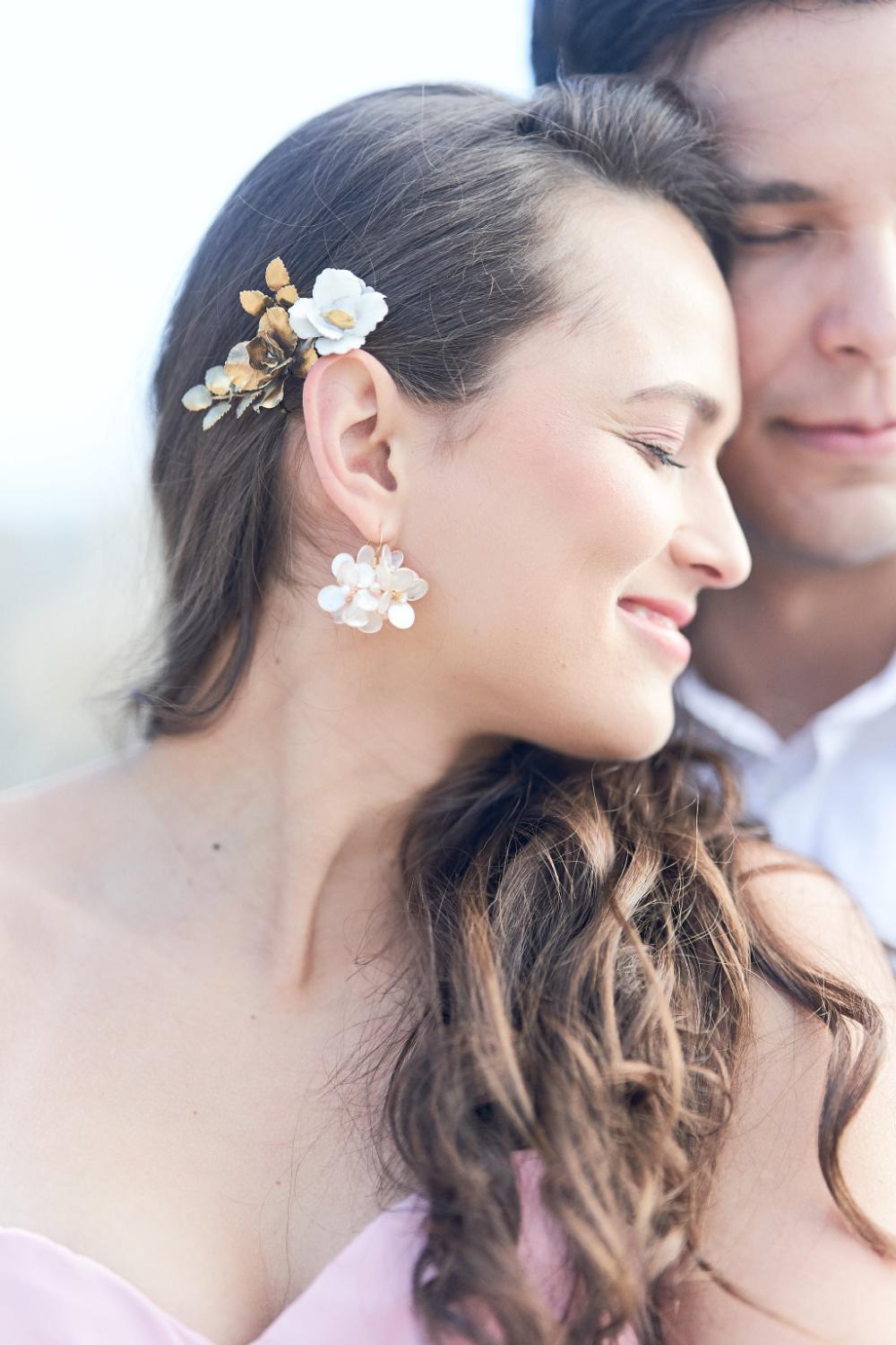 How To Plan A Beautiful Engagement Shoot In Gordes, Provence