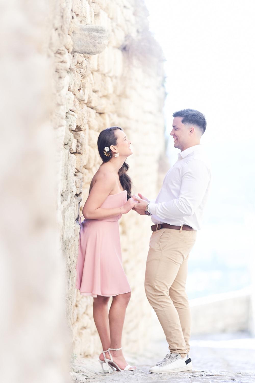 How To Plan A Beautiful Engagement Shoot In Gordes, Provence