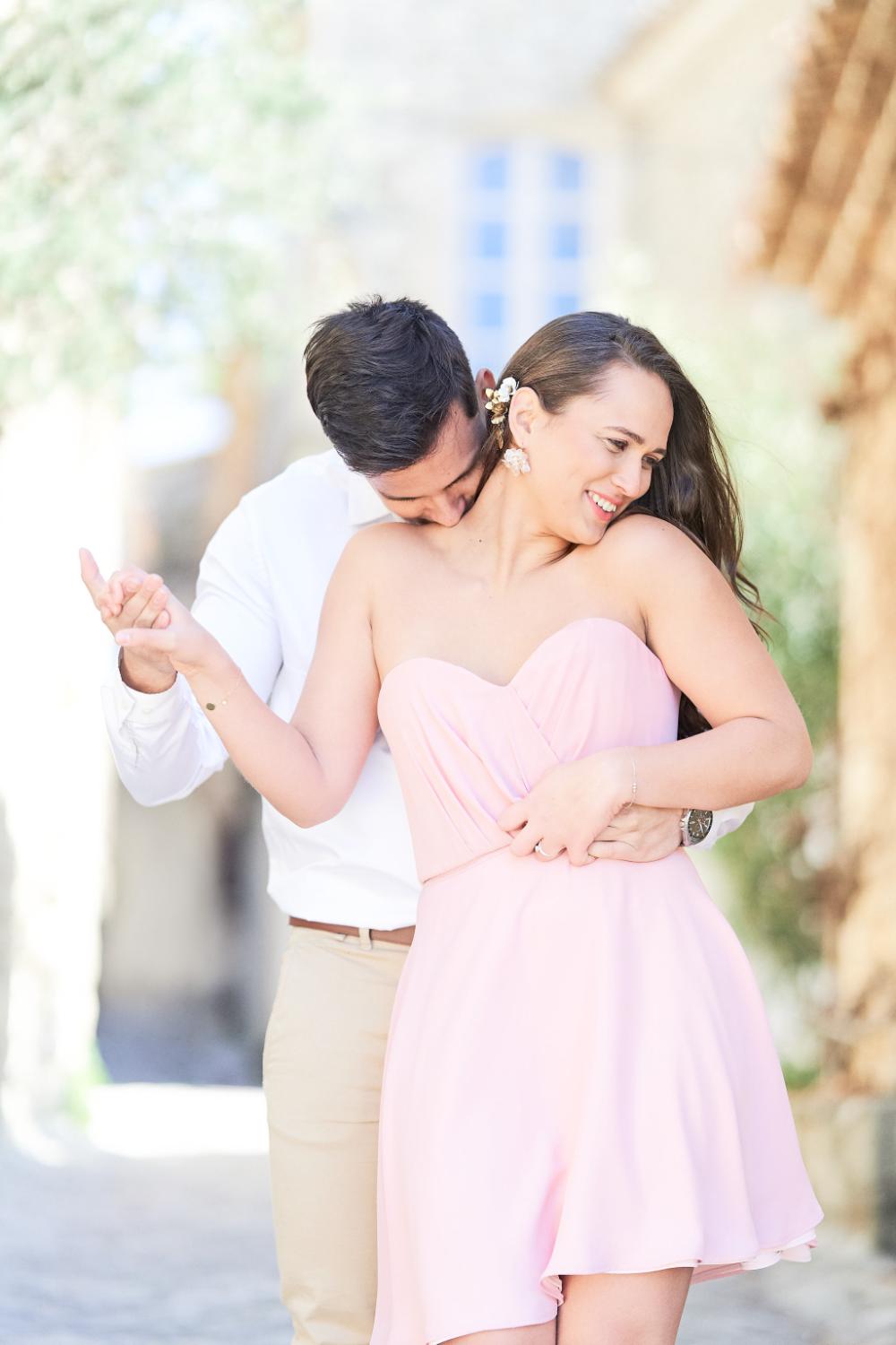 How To Plan A Beautiful Engagement Shoot In Gordes, Provence