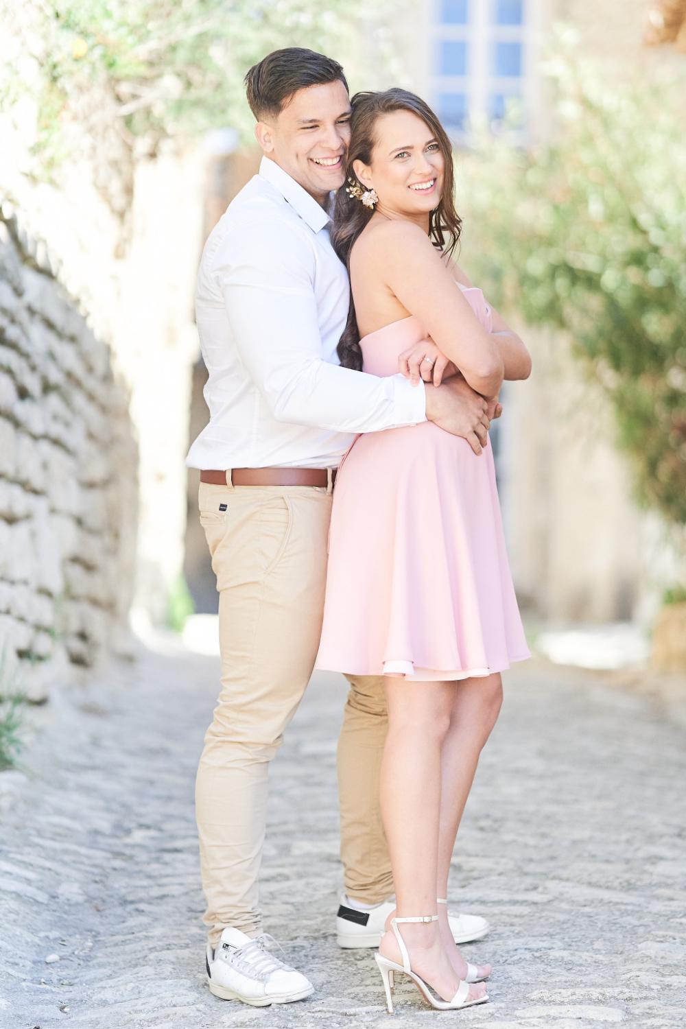 How To Plan A Beautiful Engagement Shoot In Gordes, Provence