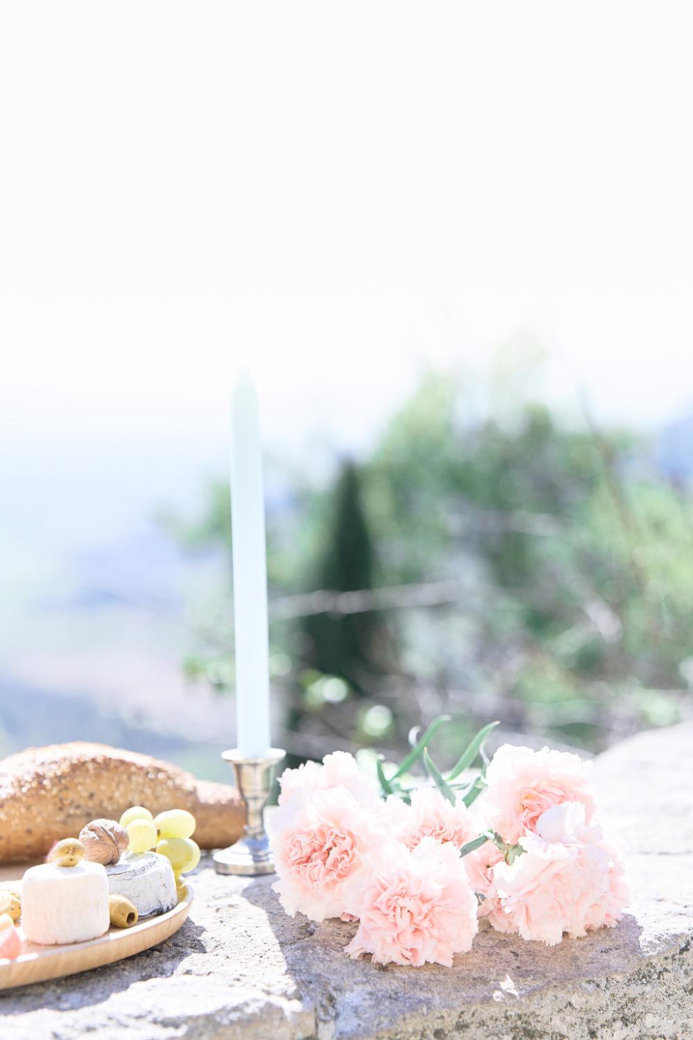 How To Plan A Beautiful Engagement Shoot In Gordes, Provence
