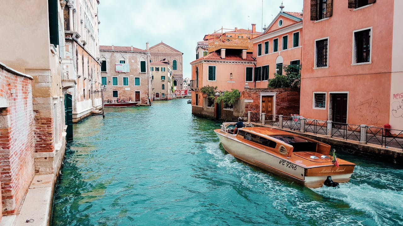 The Best Destinations for Sustainable Honeymoons in Italy 