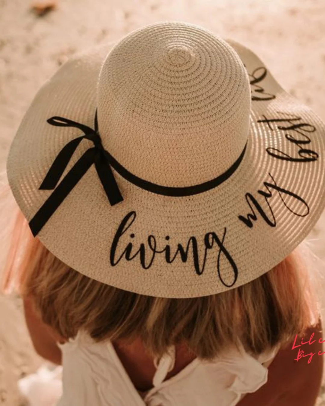 How to Plan a Menopause-Friendly Honeymoon: Tips and Must-Have Products