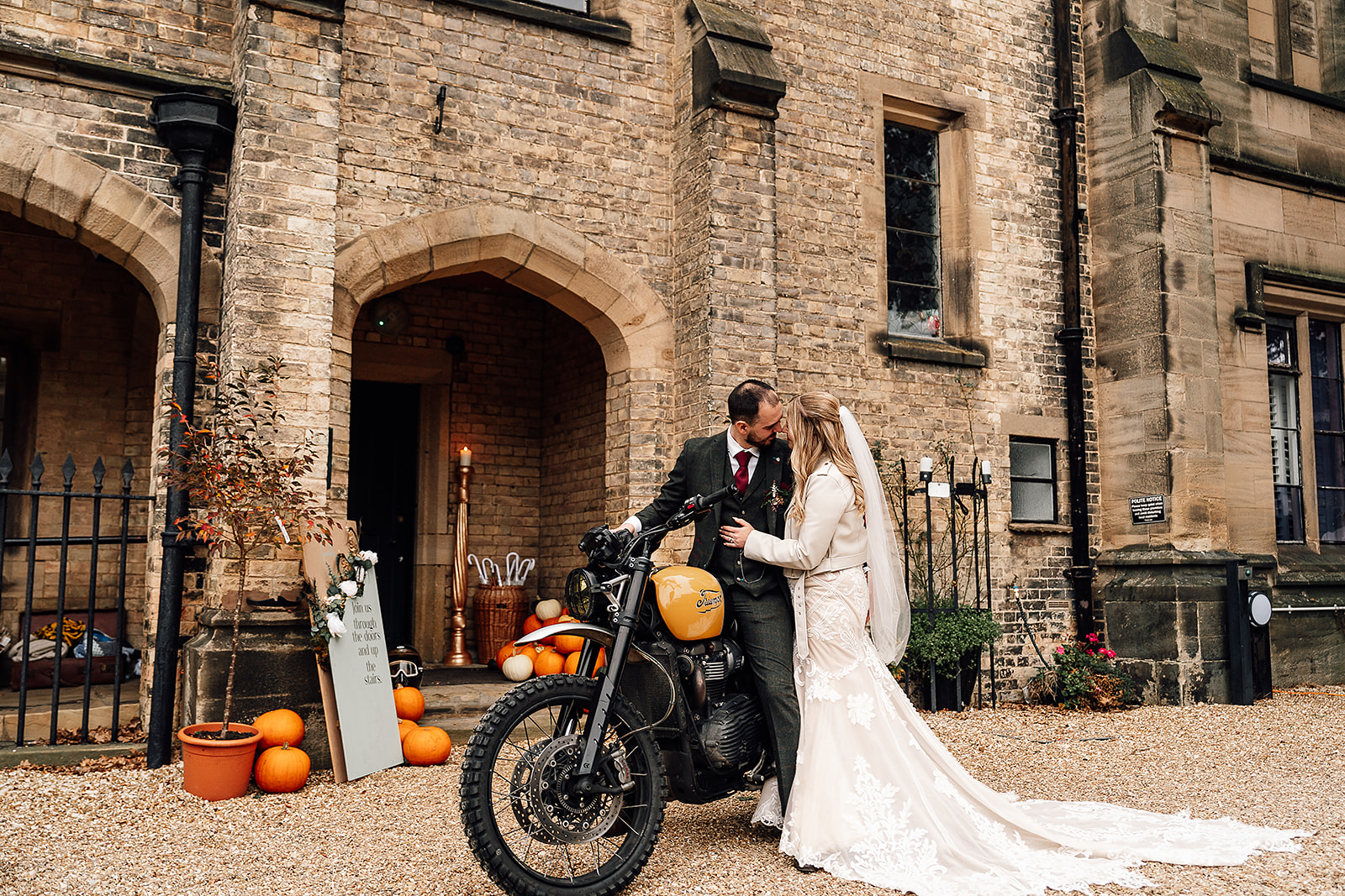 Dark and Romantic Gothic Wedding at The Sessions House